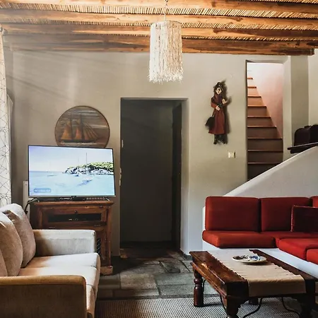 Almond House Ferienhaus Skyros