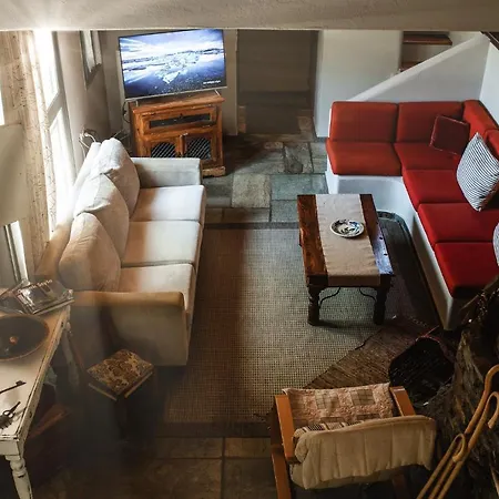 Holiday home Almond House *
